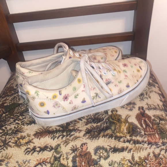 Vans Women’s Doheny Low Rise Canvas Sneakers, sz 6.5 - Picture 5 of 15